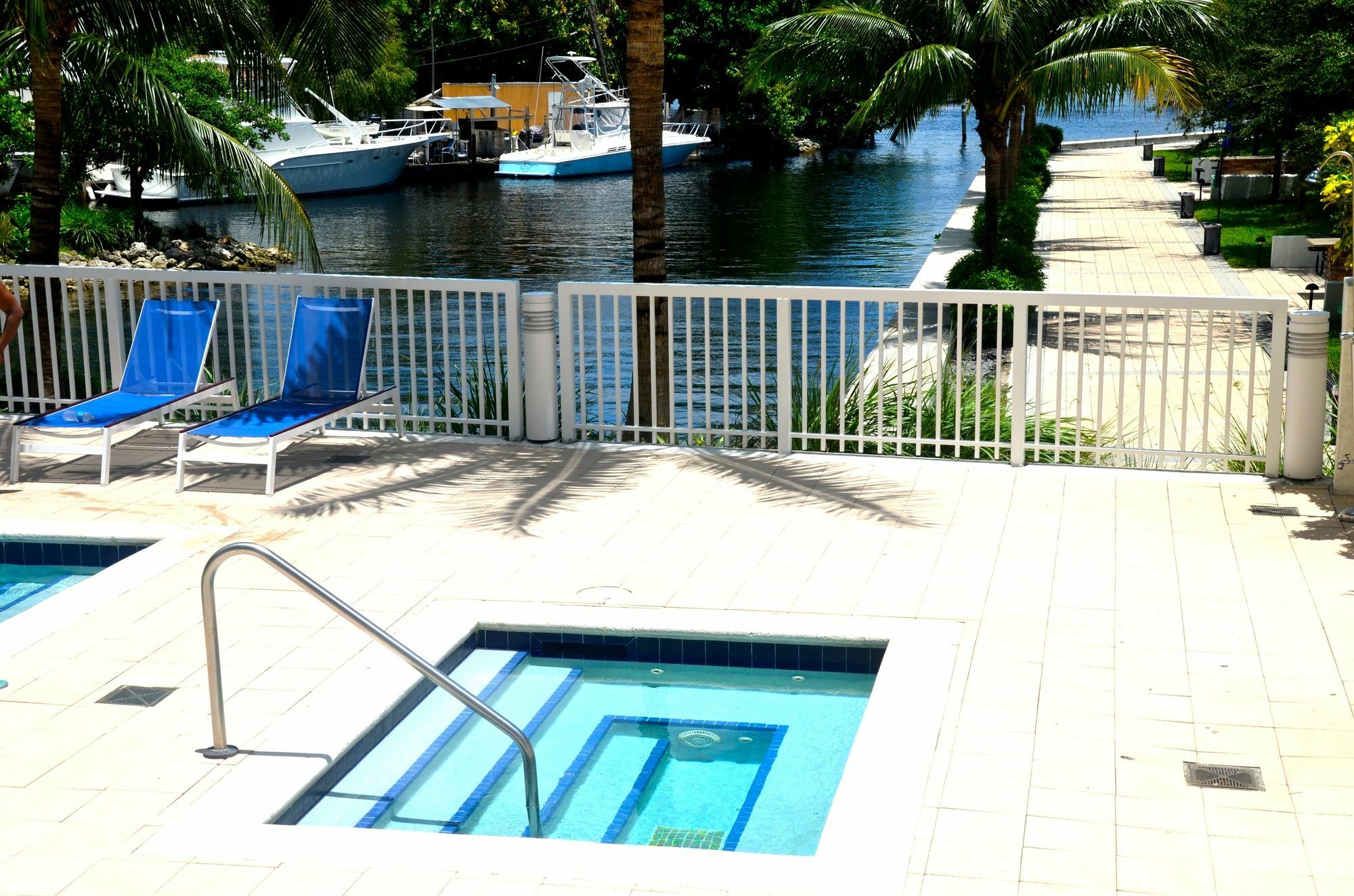 Riviera Luxury Living At River Oaks Marina And Tower Miami Ngoại thất bức ảnh